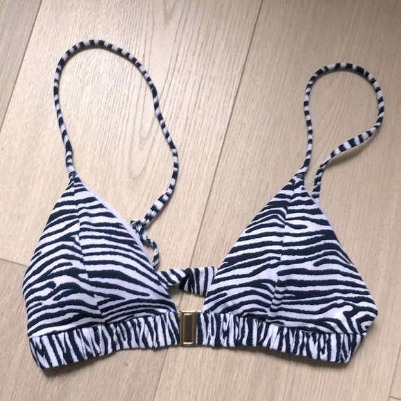 H&M triangle bikini top - Picture 1 of 2